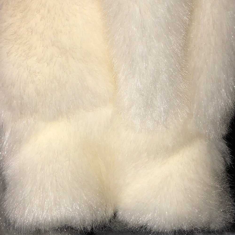Dennis Basso faux fur off white Womens small coat - Picture 7 of 9